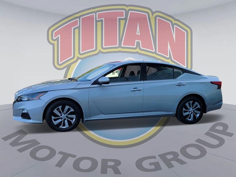 used 2022 Nissan Altima car, priced at $19,449