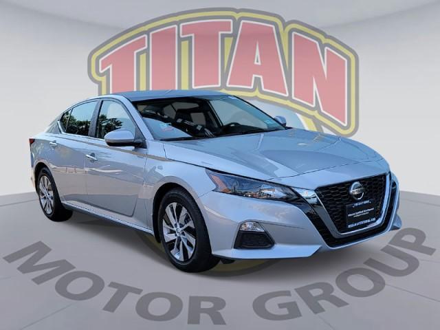 used 2022 Nissan Altima car, priced at $18,829