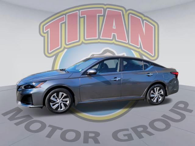 used 2022 Nissan Altima car, priced at $19,899