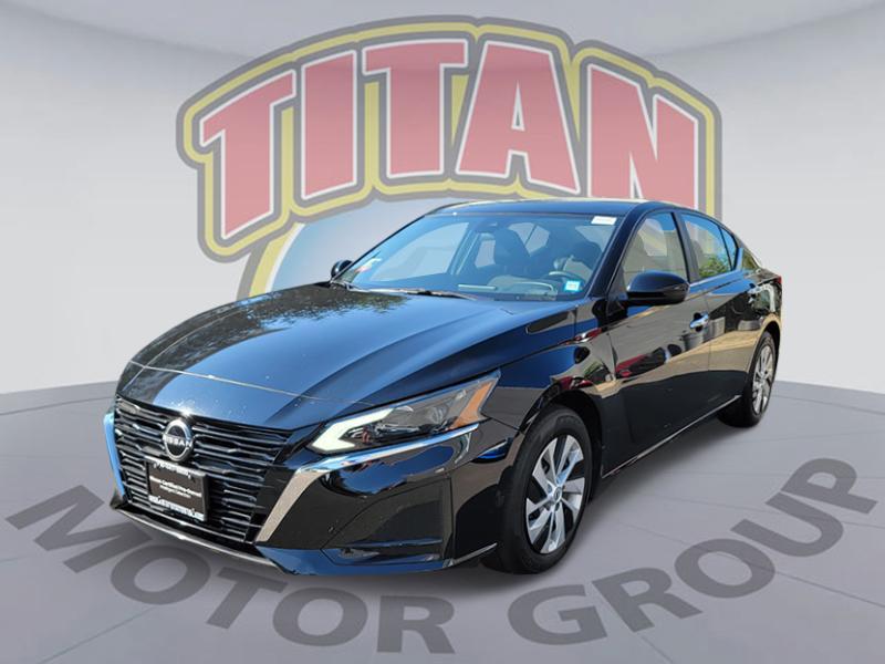 used 2023 Nissan Altima car, priced at $18,888