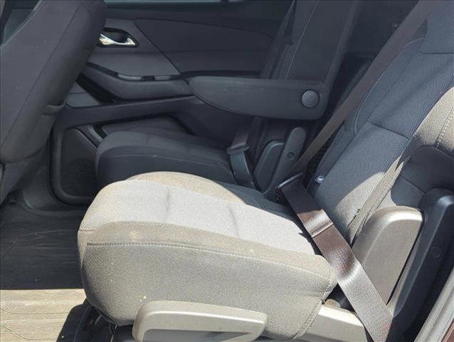 used 2022 Chevrolet Traverse car, priced at $25,992