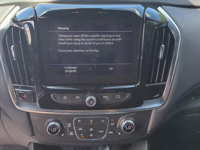 used 2022 Chevrolet Traverse car, priced at $25,992