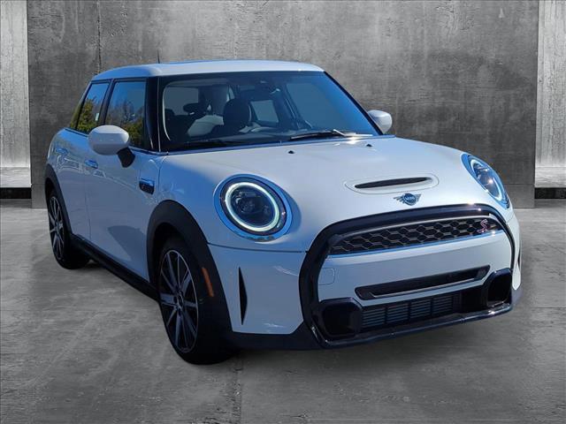 used 2024 MINI Hardtop car, priced at $32,992