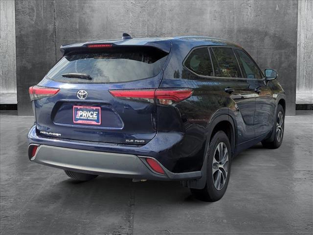 used 2020 Toyota Highlander car, priced at $28,282