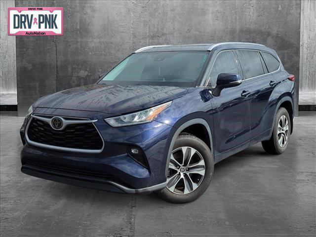 used 2020 Toyota Highlander car, priced at $28,282