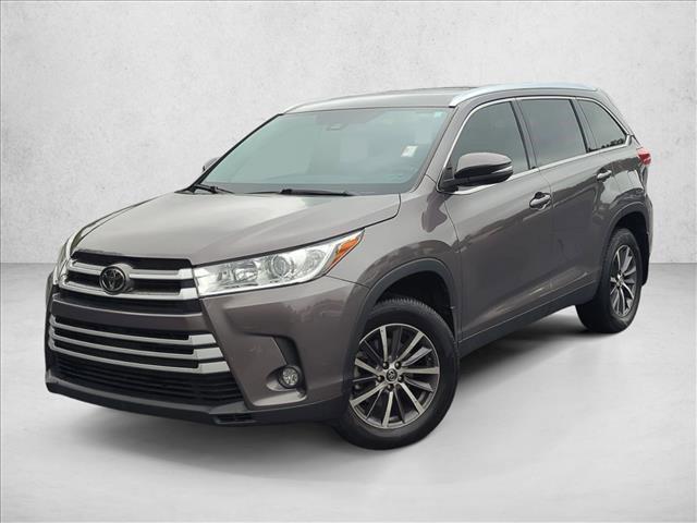 used 2019 Toyota Highlander car, priced at $24,795