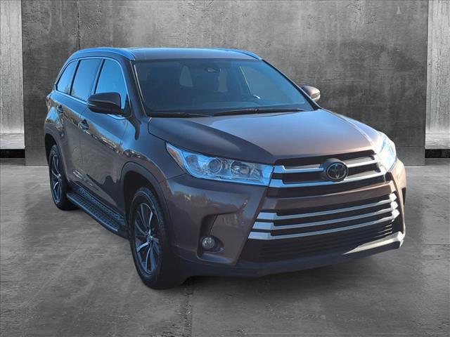 used 2018 Toyota Highlander car, priced at $23,099