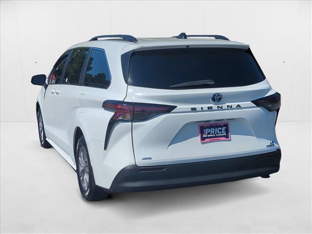 used 2024 Toyota Sienna car, priced at $38,504