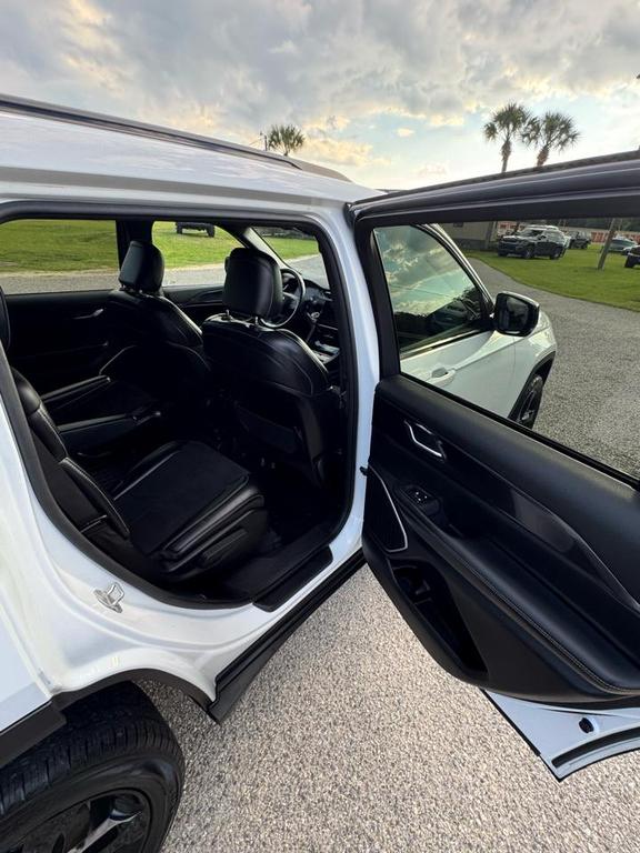 used 2021 Jeep Grand Cherokee L car, priced at $29,999