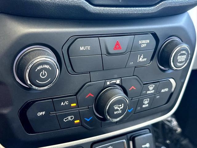 used 2021 Jeep Renegade car, priced at $20,888