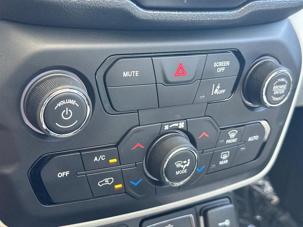 used 2021 Jeep Renegade car, priced at $18,998