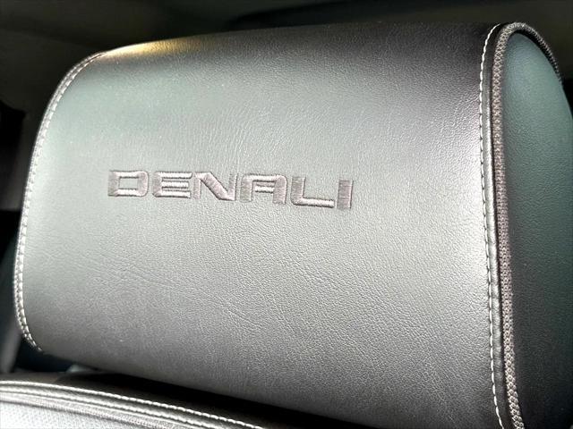 used 2019 GMC Yukon car, priced at $33,998