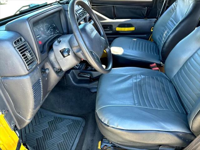 used 2000 Jeep Wrangler car, priced at $10,888