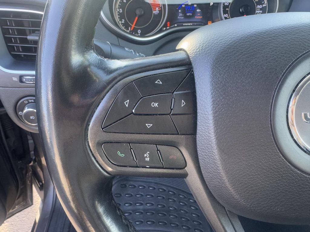 used 2021 Jeep Cherokee car, priced at $19,849