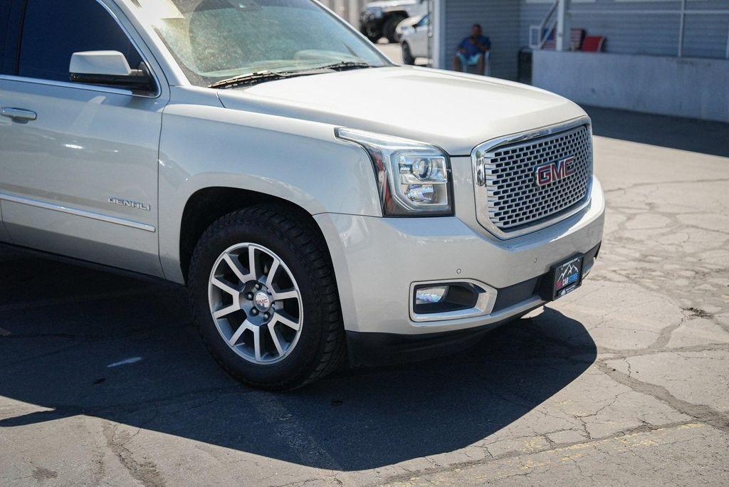 used 2016 GMC Yukon car, priced at $26,999