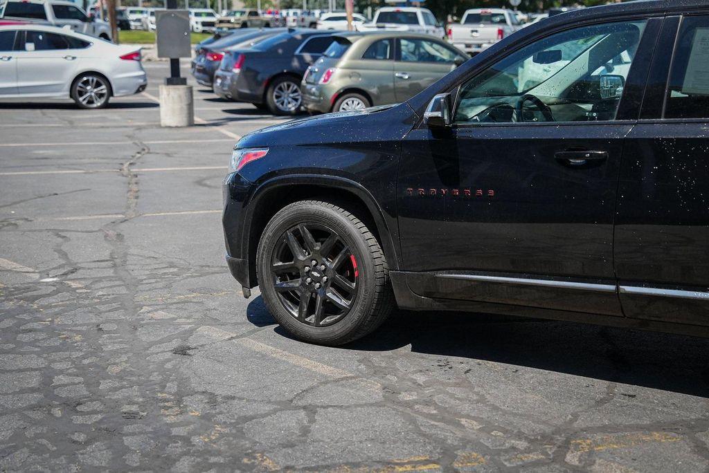 used 2019 Chevrolet Traverse car, priced at $23,849