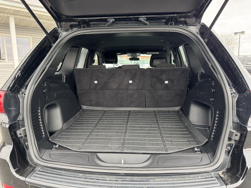 used 2021 Jeep Grand Cherokee car, priced at $24,999