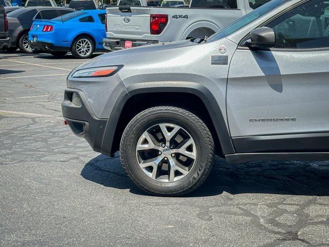 used 2014 Jeep Cherokee car, priced at $14,999