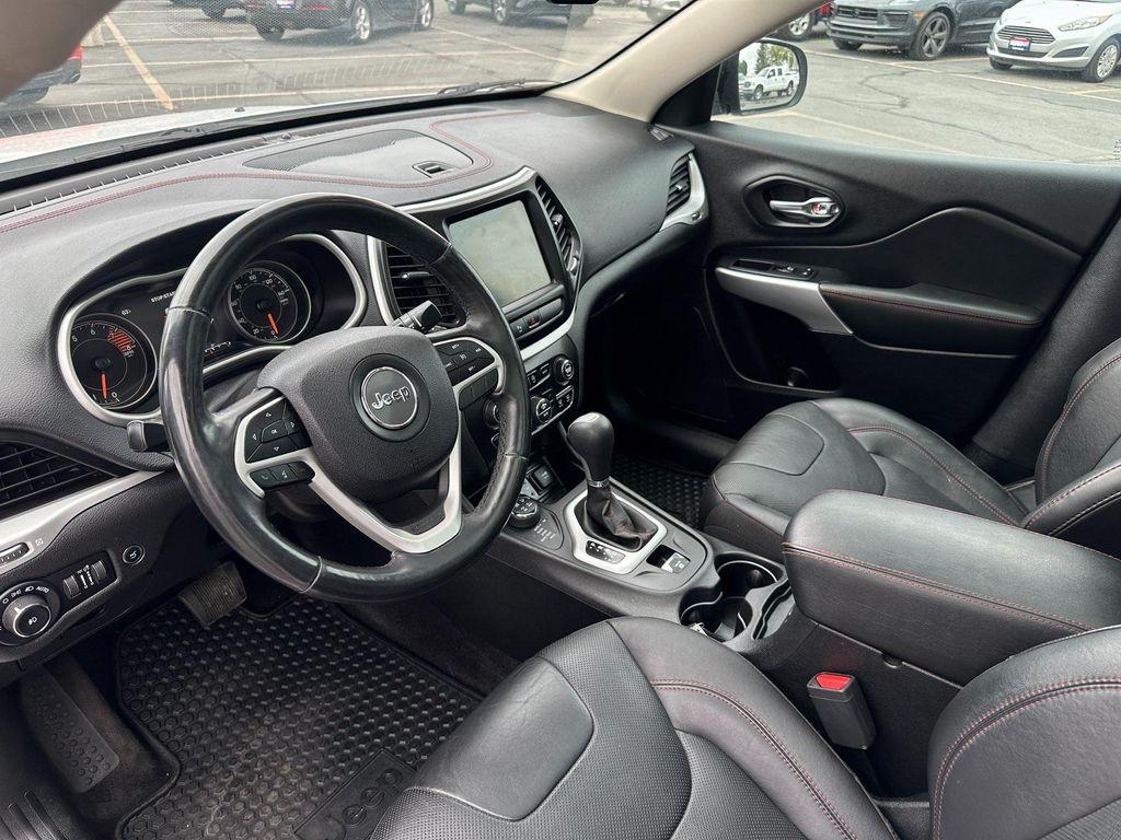used 2018 Jeep Cherokee car, priced at $19,990