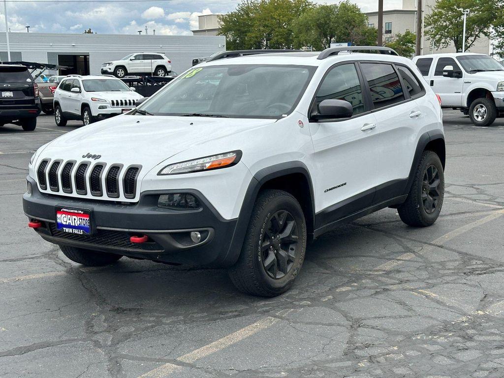 used 2018 Jeep Cherokee car, priced at $19,990