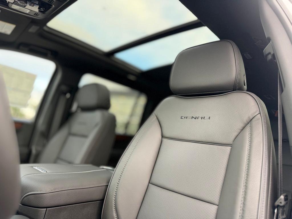 new 2026 GMC Yukon XL car, priced at $92,435