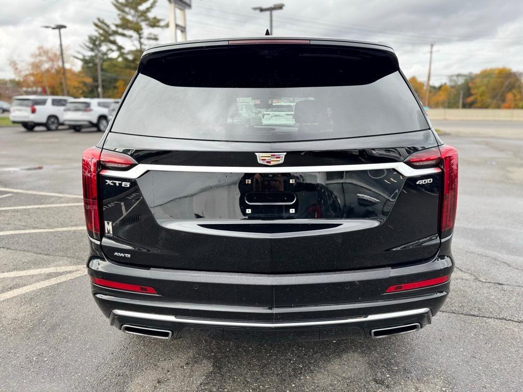 used 2024 Cadillac XT6 car, priced at $46,995
