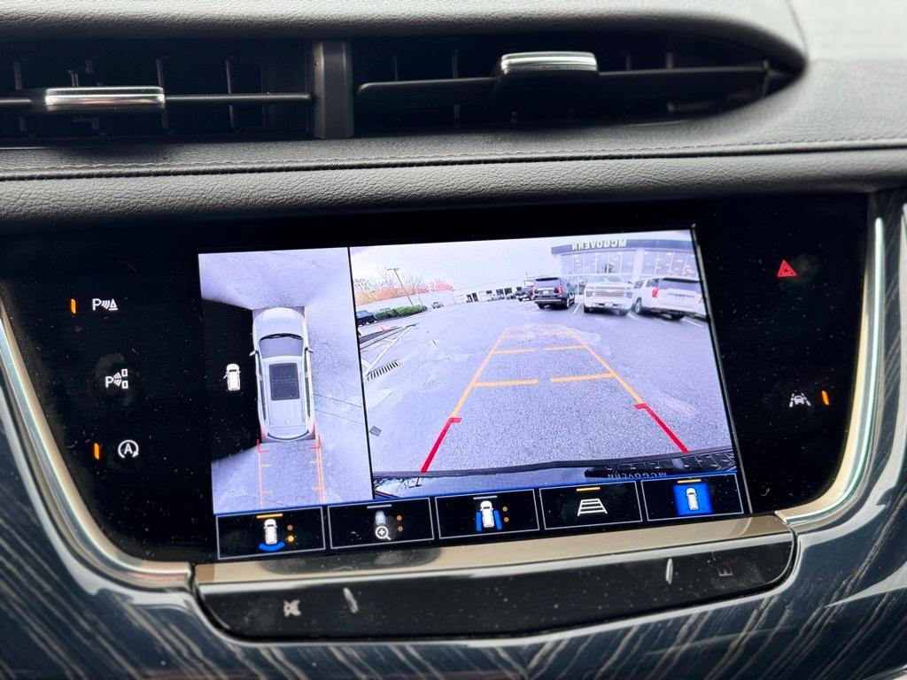 used 2024 Cadillac XT6 car, priced at $46,995