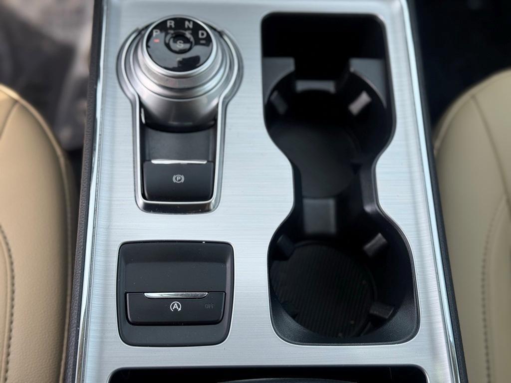 used 2022 Ford Edge car, priced at $22,595