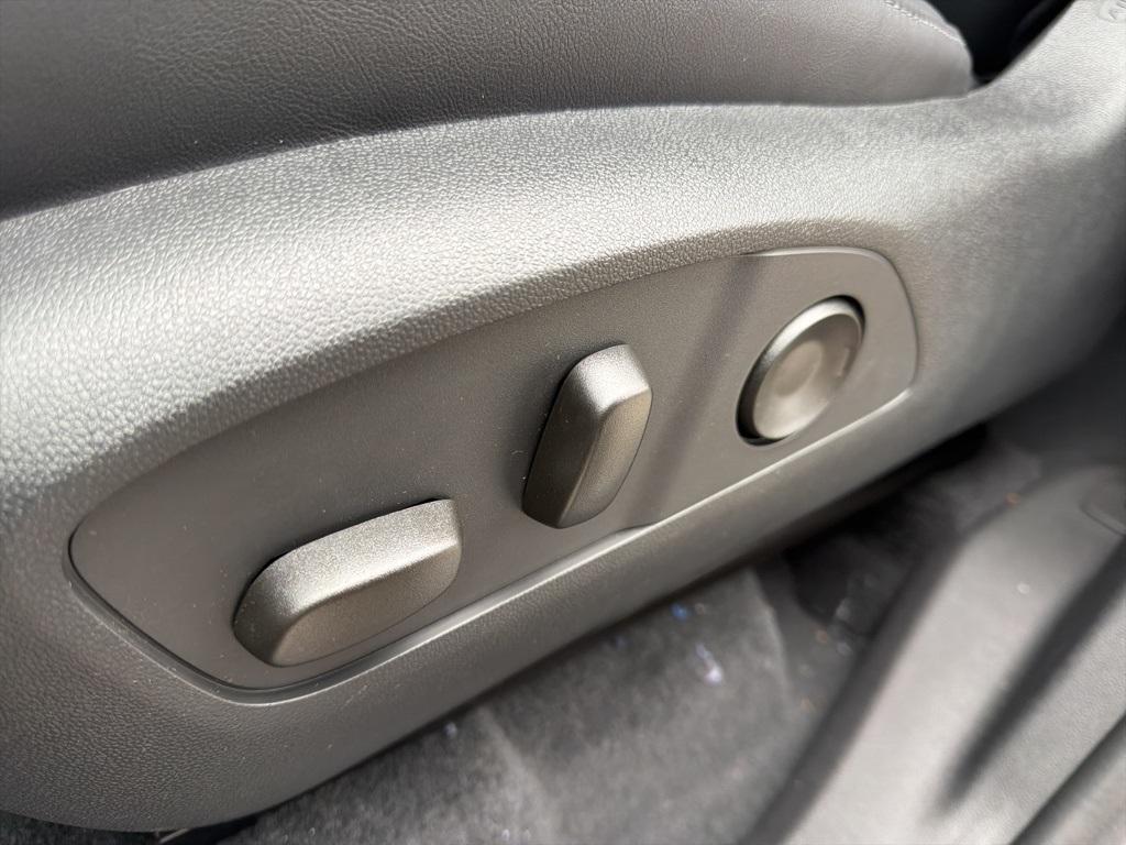 new 2026 GMC Acadia car, priced at $51,075