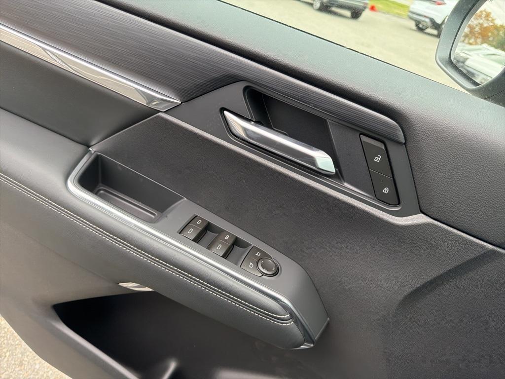 new 2026 GMC Acadia car, priced at $51,075