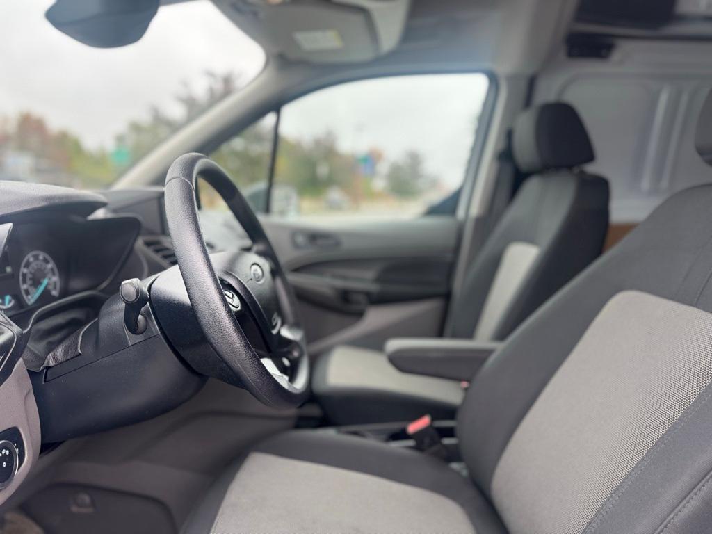 used 2023 Ford Transit Connect car, priced at $31,999