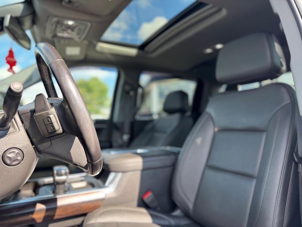 used 2022 GMC Sierra 1500 car, priced at $45,995