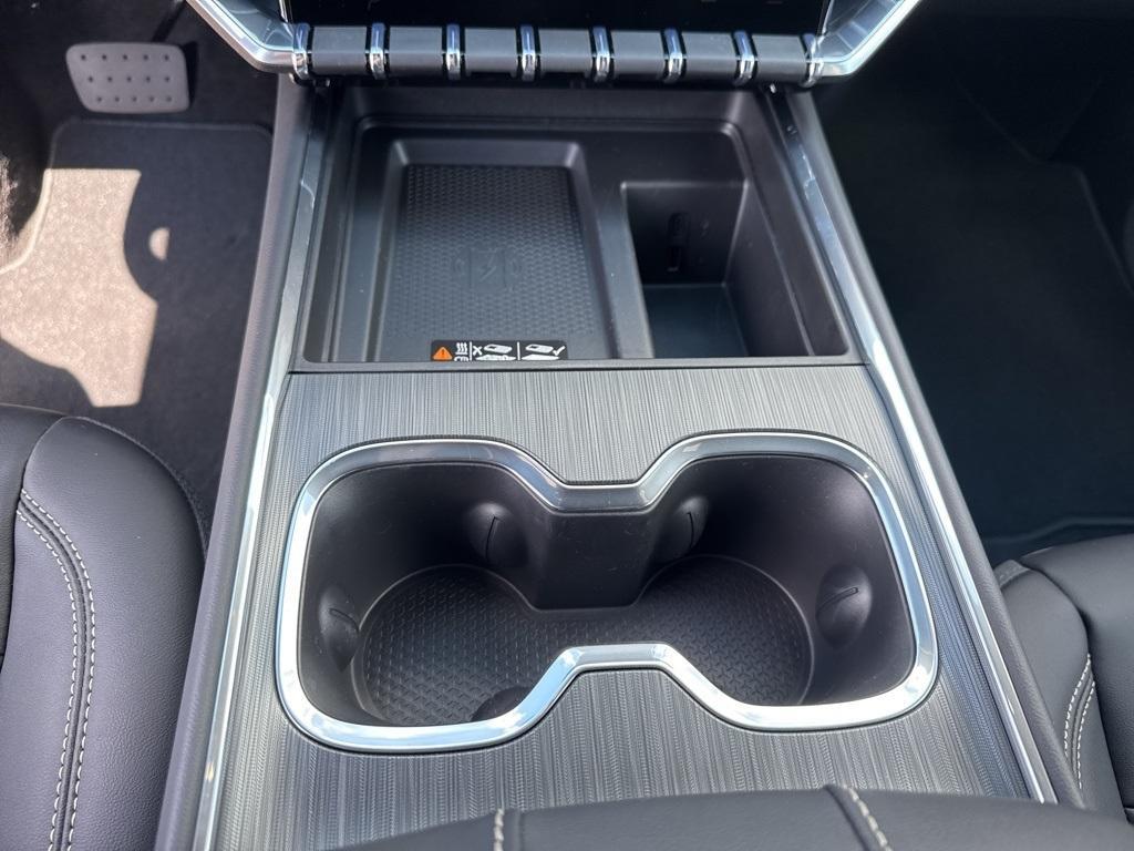 new 2026 GMC Acadia car, priced at $53,025