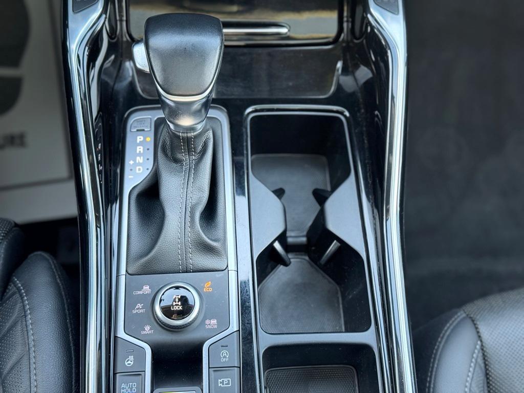 used 2022 Kia Sorento car, priced at $30,995