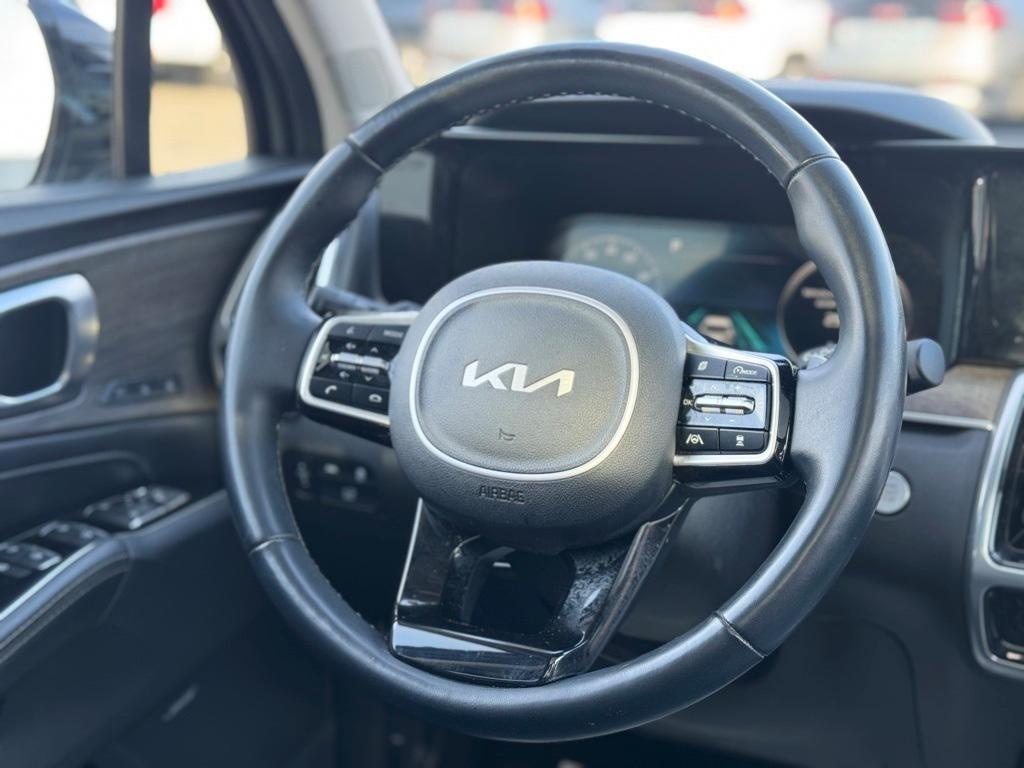 used 2022 Kia Sorento car, priced at $30,995