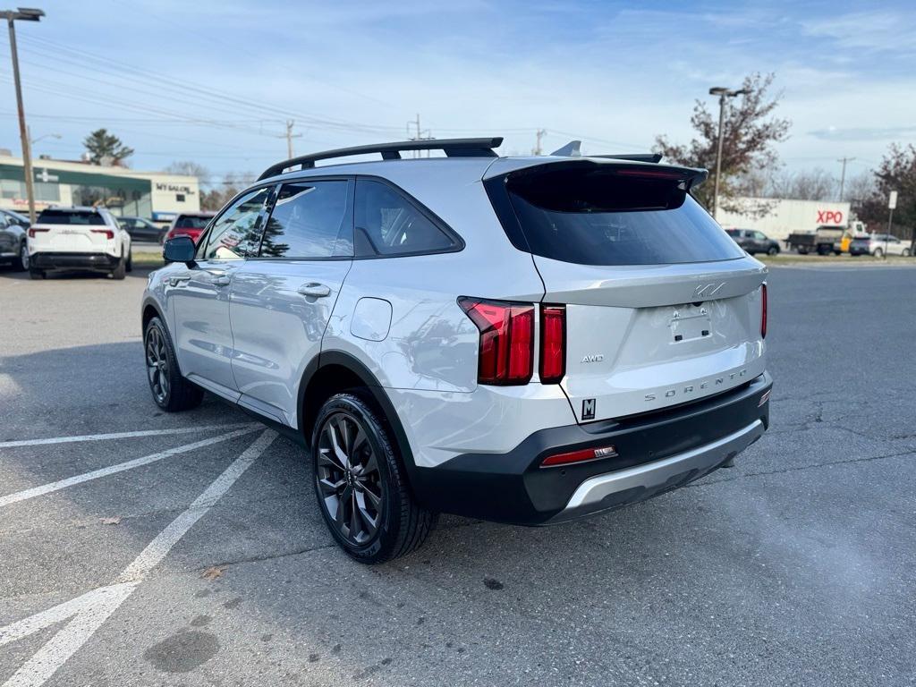 used 2022 Kia Sorento car, priced at $30,995
