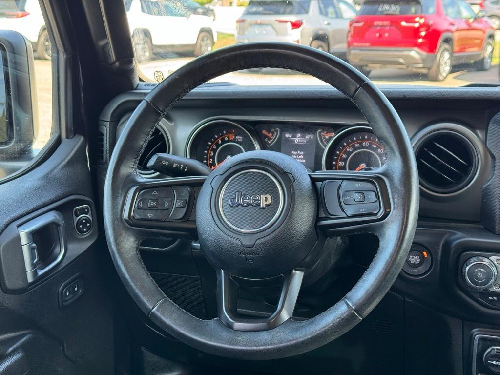 used 2022 Jeep Wrangler Unlimited car, priced at $33,795