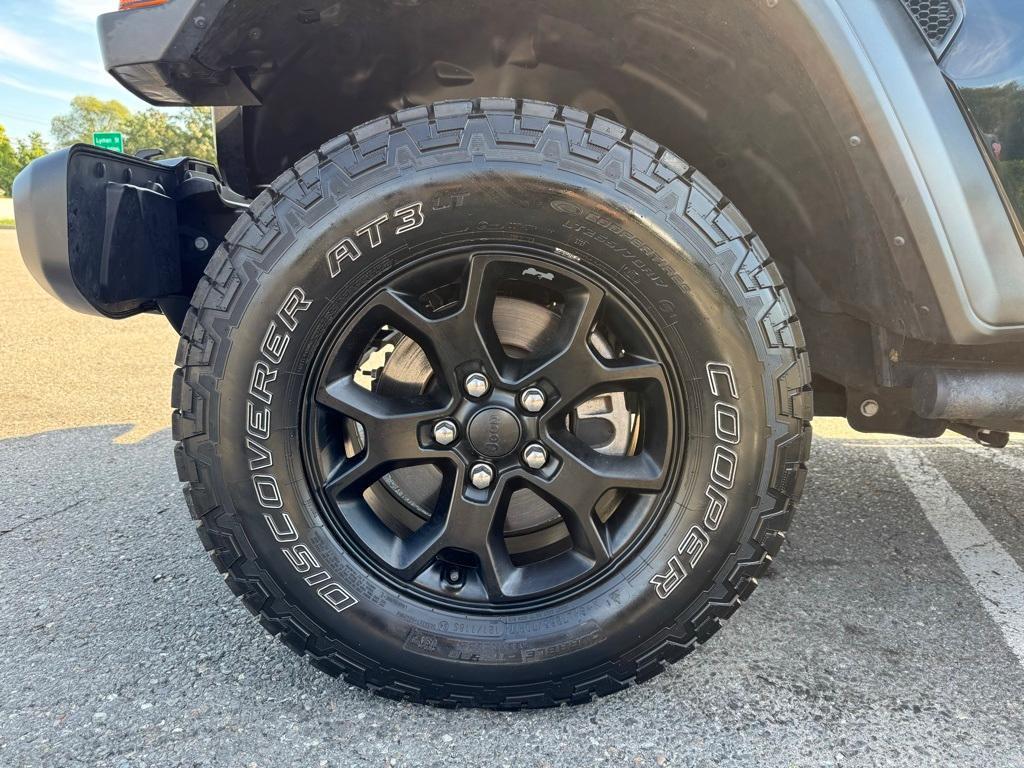 used 2022 Jeep Wrangler Unlimited car, priced at $33,795