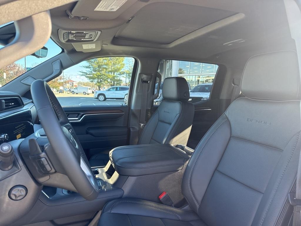 new 2026 GMC Sierra 1500 car, priced at $79,045