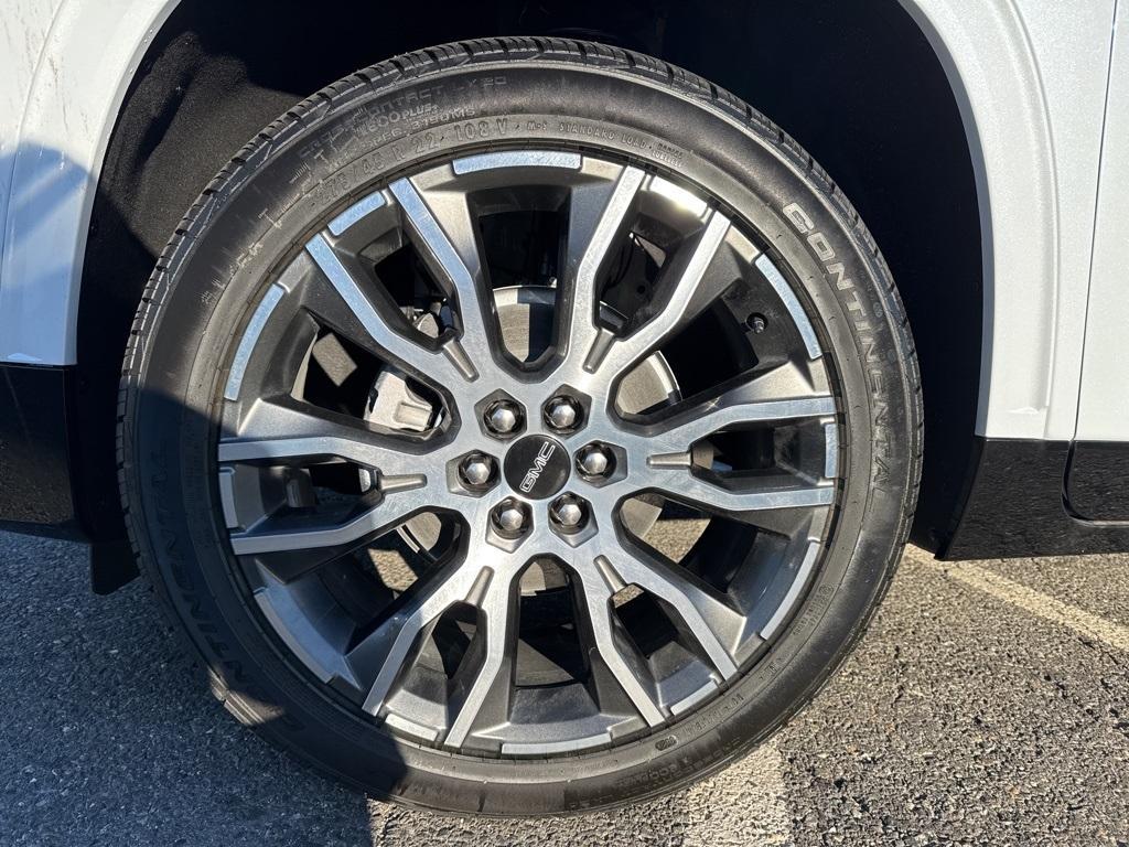 new 2026 GMC Acadia car, priced at $67,890