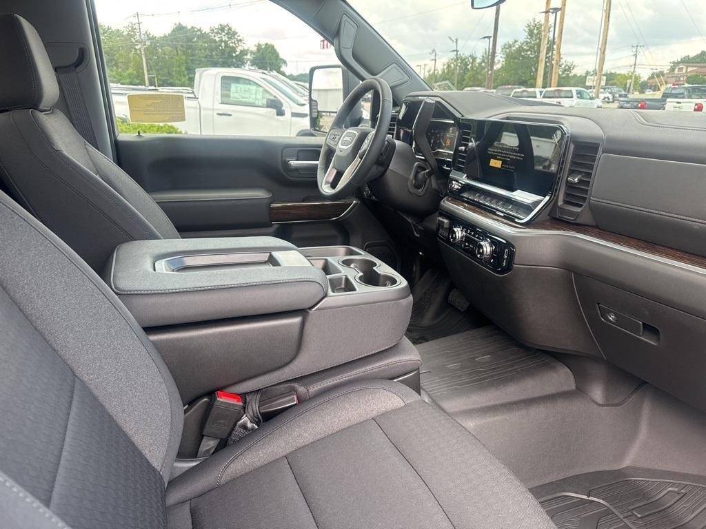 new 2025 GMC Sierra 2500 car, priced at $73,535