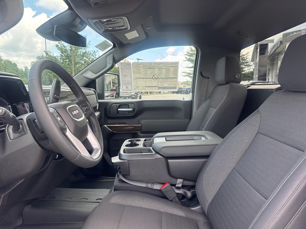 new 2025 GMC Sierra 2500 car, priced at $73,535