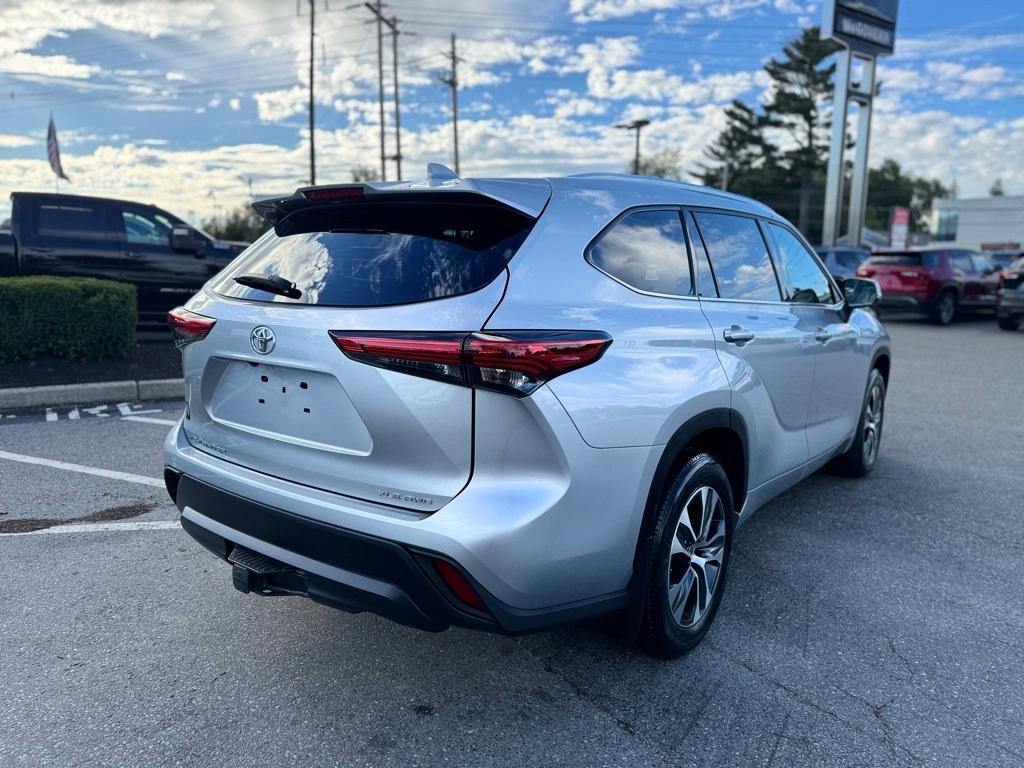 used 2021 Toyota Highlander car, priced at $32,995