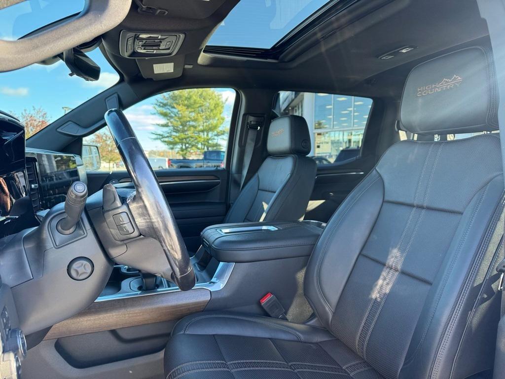 used 2022 Chevrolet Silverado 1500 car, priced at $47,999