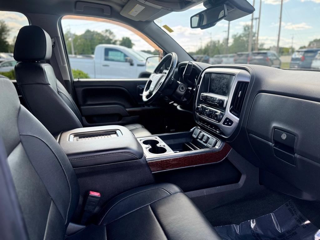 used 2017 GMC Sierra 1500 car, priced at $28,596