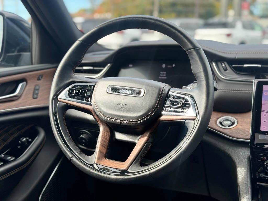 used 2023 Jeep Grand Cherokee car, priced at $45,995