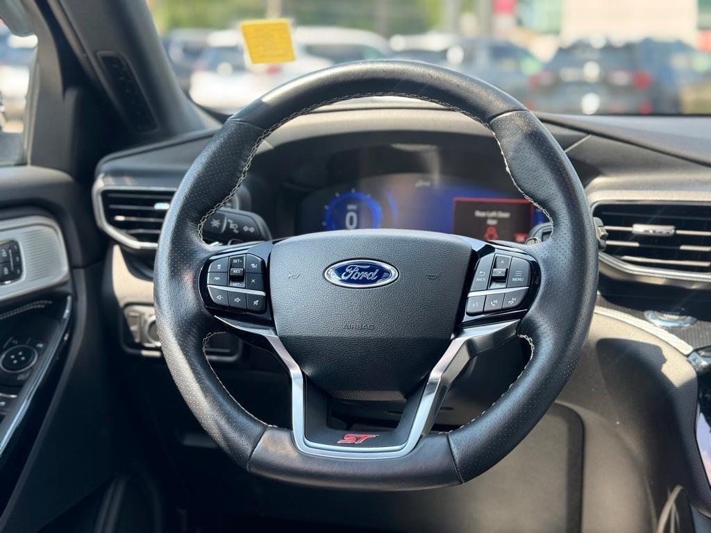 used 2022 Ford Explorer car, priced at $32,695