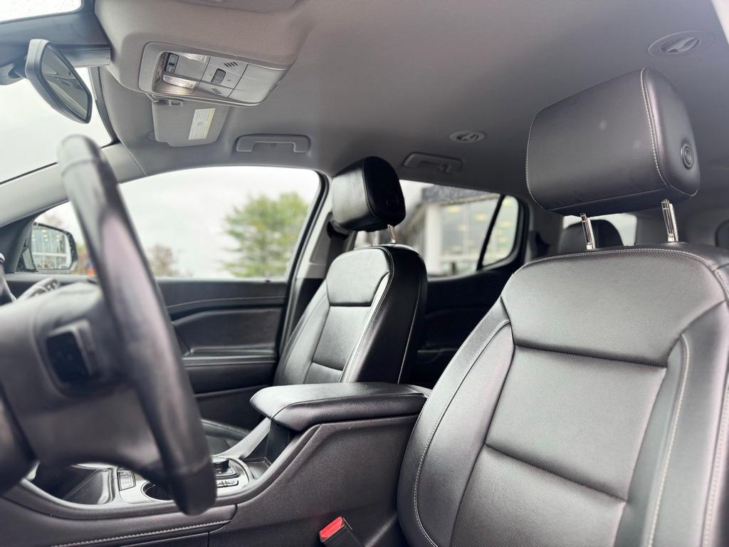 used 2023 GMC Acadia car, priced at $30,795