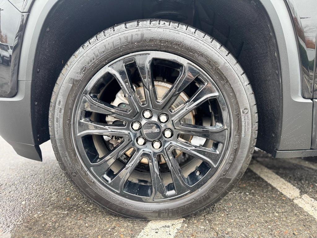 used 2023 GMC Acadia car, priced at $30,795