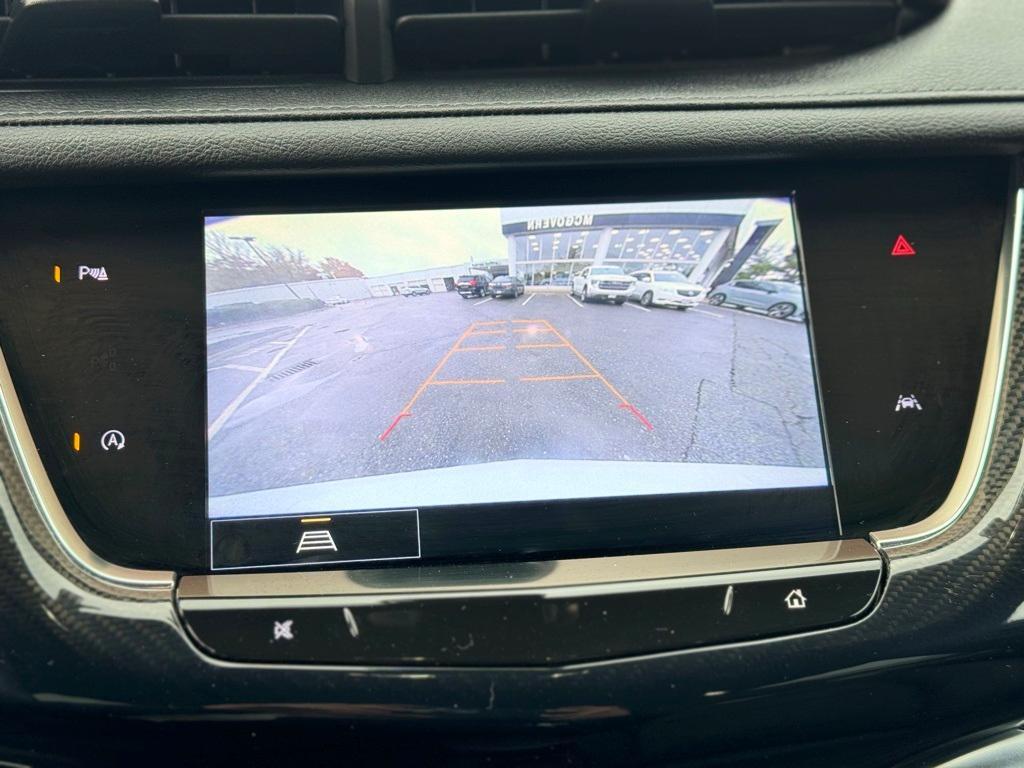 used 2024 Cadillac XT6 car, priced at $48,995